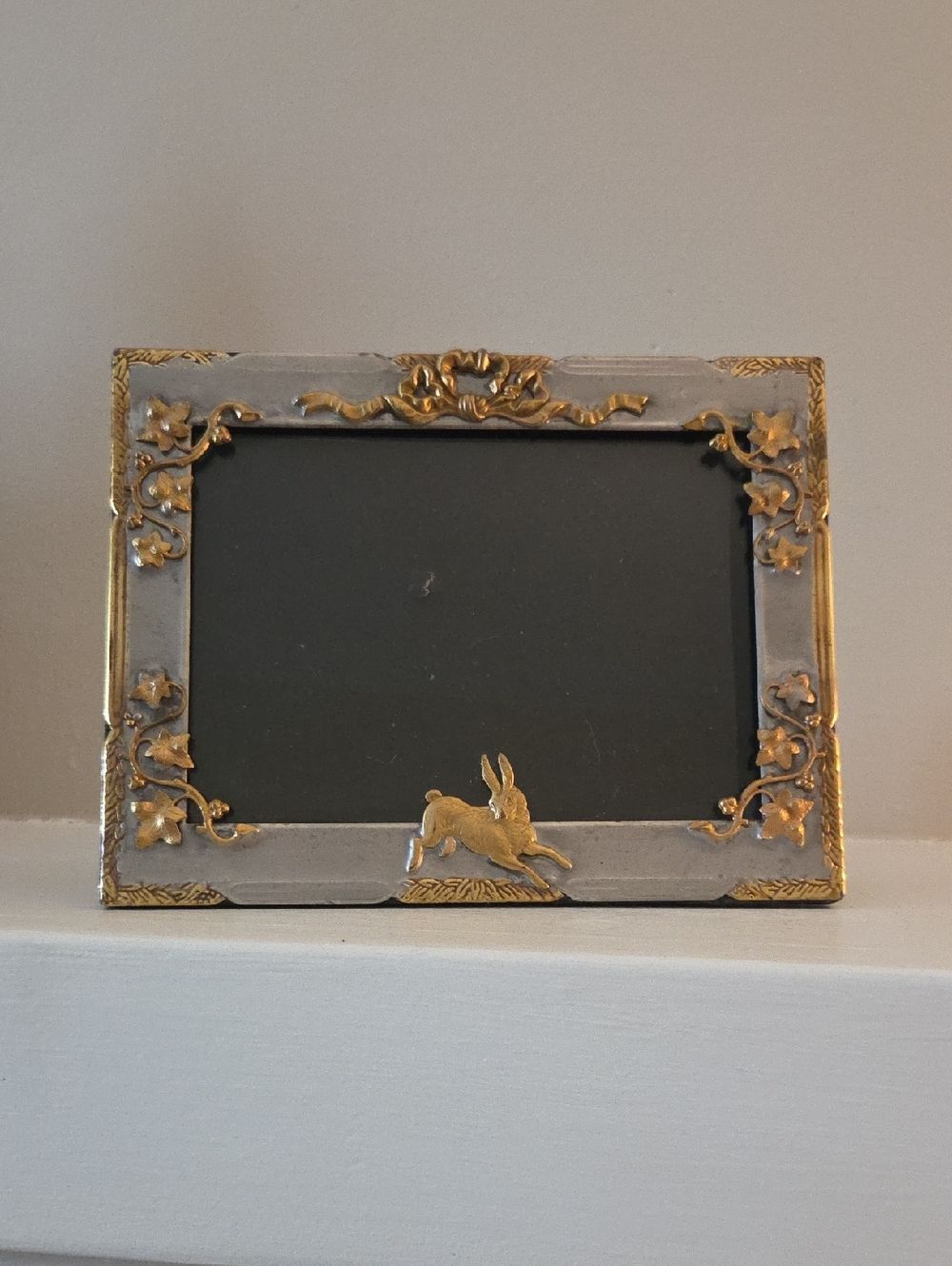 Vintage Rabbit Decorative Photo Frame